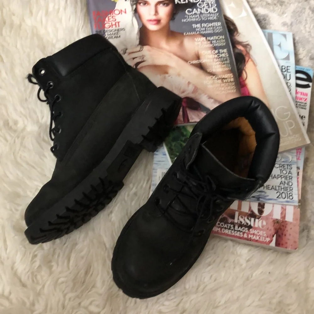 TIMBERLAND 6” Classic Black Lug Boot - Big Kid